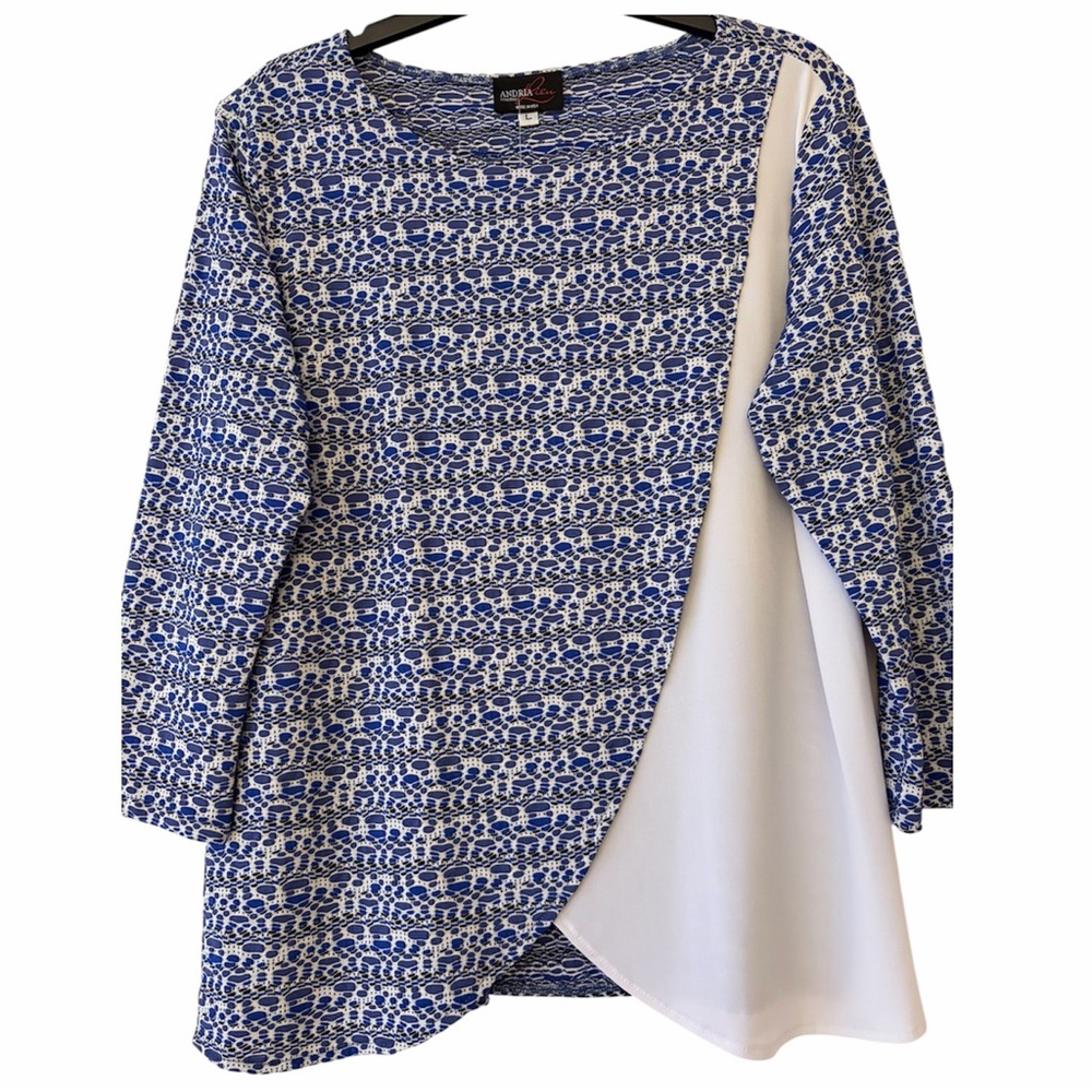 NWT Andria Lieu Blue & White Knit Flyaway Top Size Large